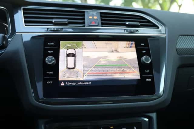 Volkswagen Tiguan (2023) thumbnail 35