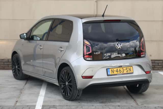 Volkswagen Up! (2022) thumbnail 12