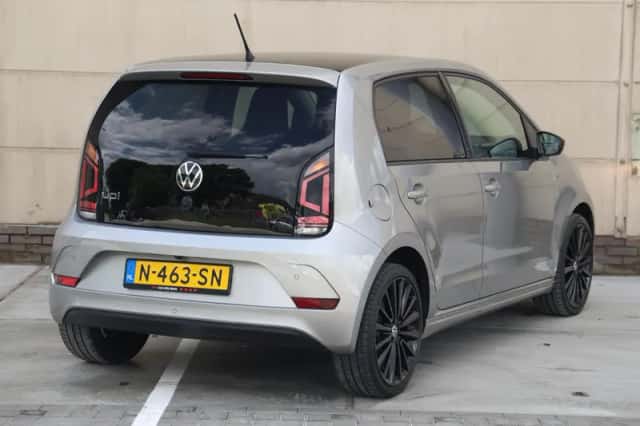 Volkswagen Up! (2022) thumbnail 5