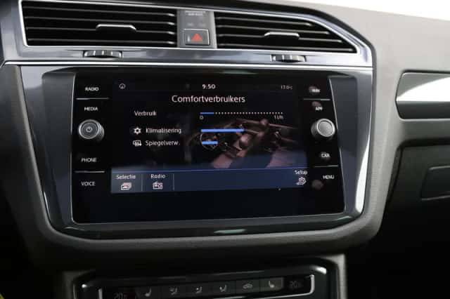 Volkswagen Tiguan (2018) thumbnail 33