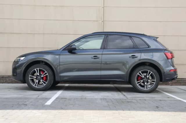 Audi Q5 (2023) thumbnail 11