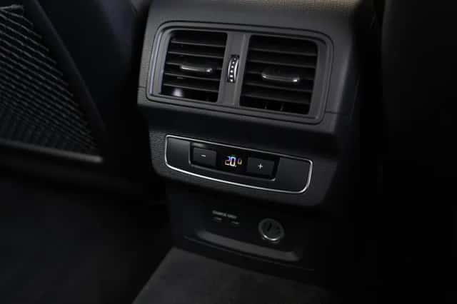 Audi Q5 (2023) thumbnail 41