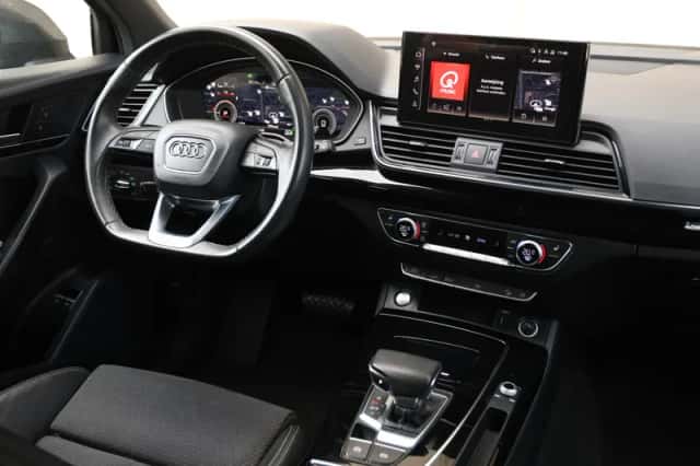 Audi Q5 (2023) thumbnail 7