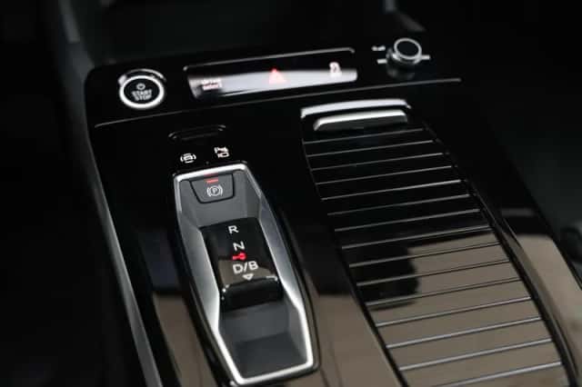 Audi A6 (2025) thumbnail 36