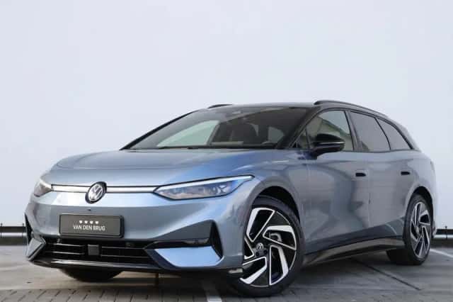Volkswagen ID.7 (2025) thumbnail 1
