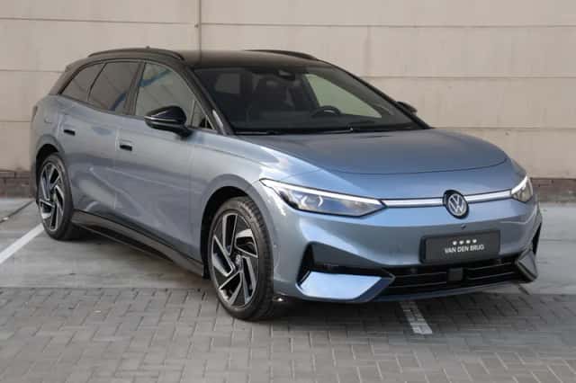 Volkswagen ID.7 (2025) thumbnail 3