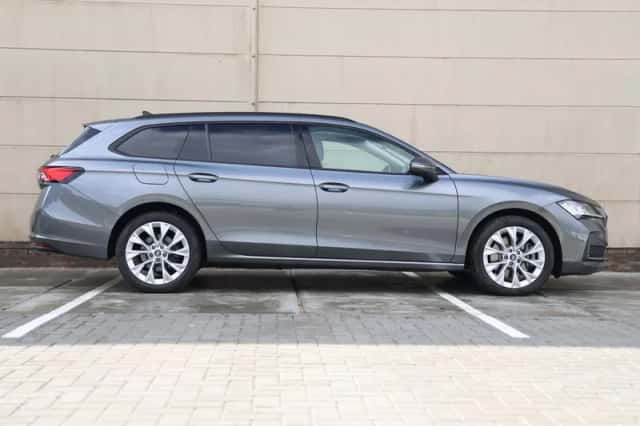 Škoda Superb (2025) thumbnail 2