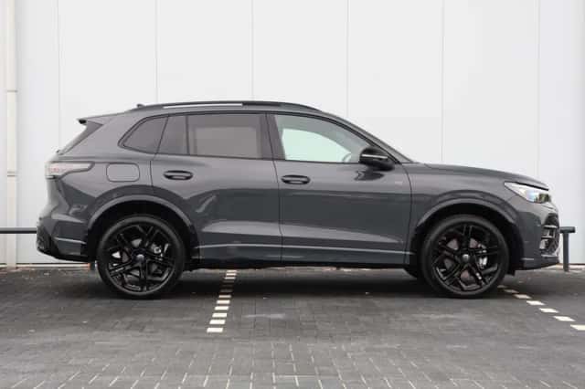Volkswagen Tiguan (2026) thumbnail 2