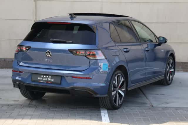 Volkswagen Golf (2025) thumbnail 5