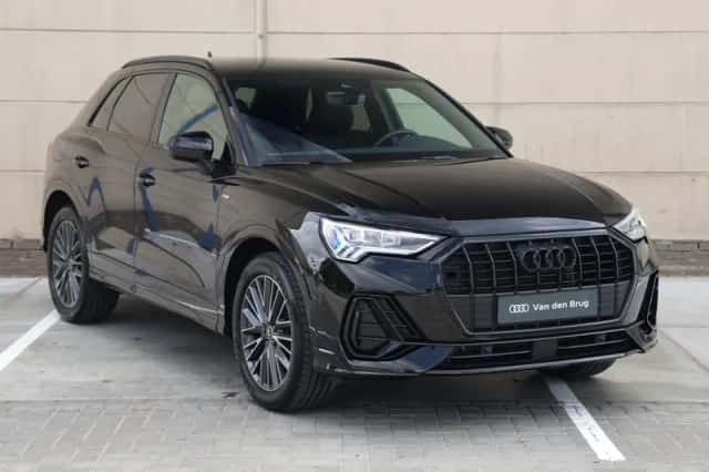 Audi Q3 (2023) thumbnail 3