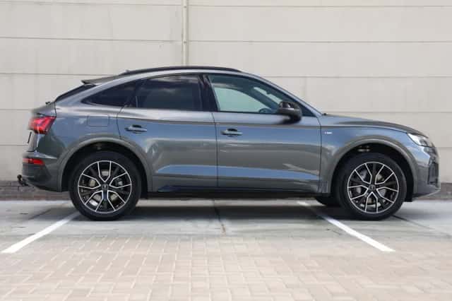 Audi Q5 (2024) thumbnail 2