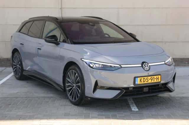 Volkswagen ID.7 (2026) thumbnail 3