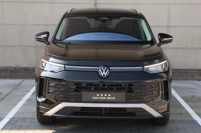Volkswagen Tayron (2025) thumbnail 4