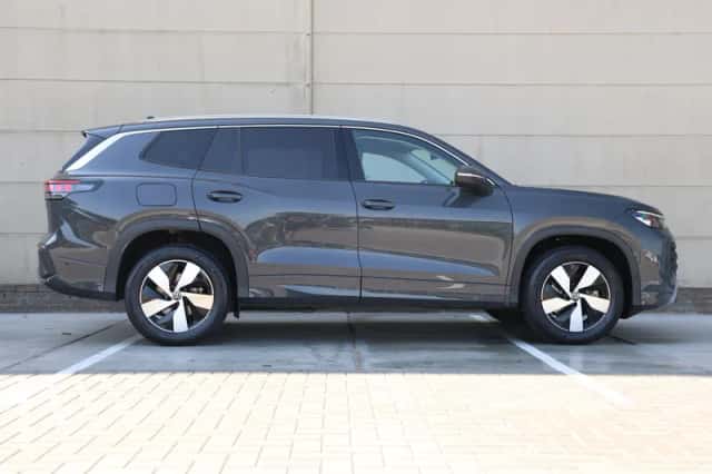 Volkswagen Tayron (2026) thumbnail 2