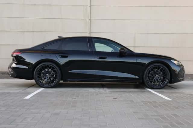 Audi A6 (2025) thumbnail 2