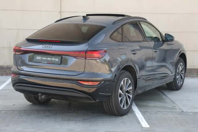 Audi Q6 e-tron (2025) thumbnail 6
