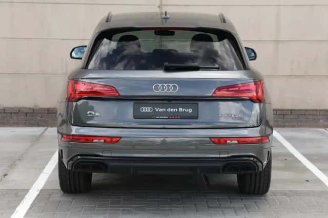 Audi Q5 (2021) thumbnail 6