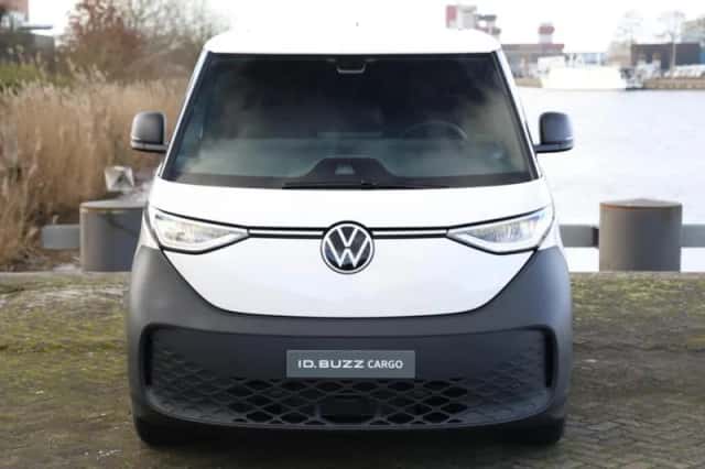 Volkswagen ID. Buzz (2026) thumbnail 4