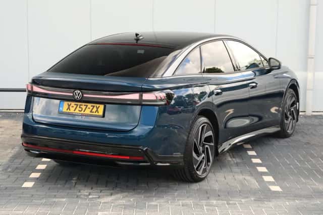 Volkswagen ID.7 (2024) thumbnail 5