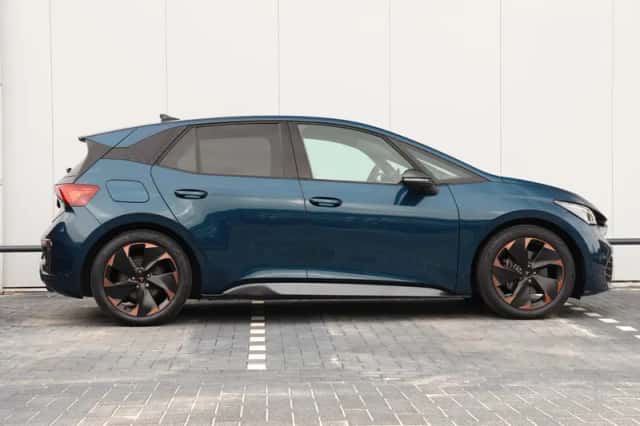 CUPRA Born (2024) thumbnail 2