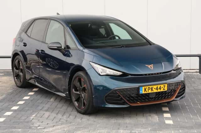 CUPRA Born (2024) thumbnail 3
