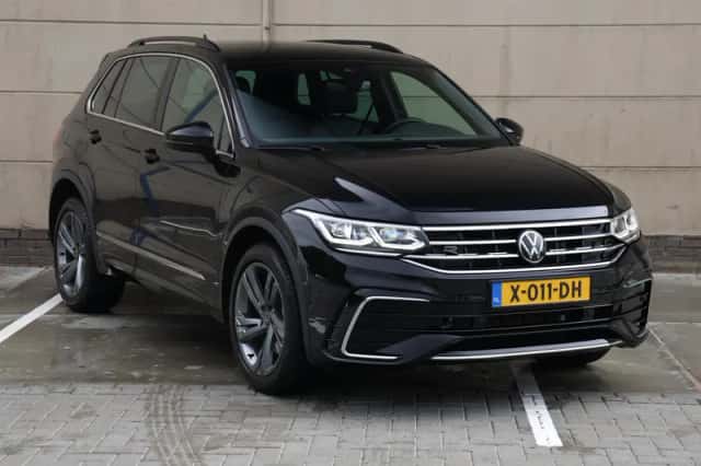 Volkswagen Tiguan (2023) thumbnail 3