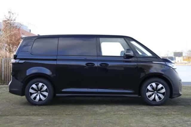 Volkswagen ID. Buzz (2026) thumbnail 2
