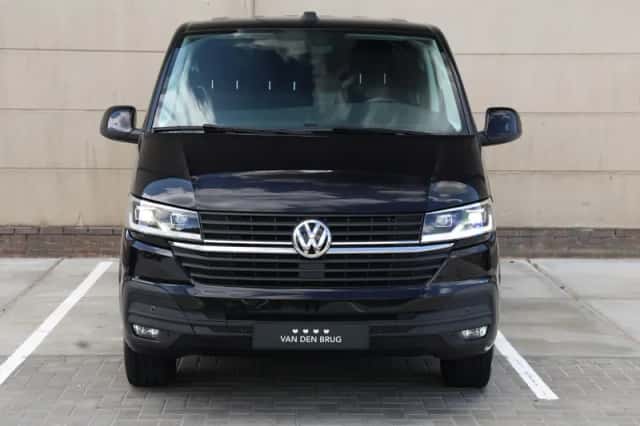 Volkswagen Transporter (2024) thumbnail 4