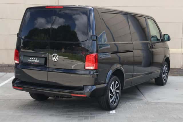 Volkswagen Transporter (2024) thumbnail 5