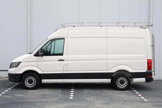 Volkswagen Crafter (2024) thumbnail 2