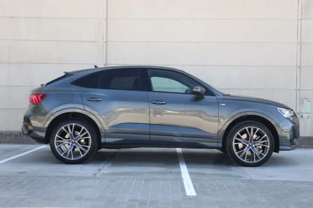 Audi Q3 (2024) thumbnail 2