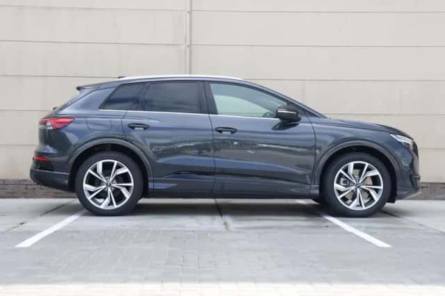 Audi Q4 e-tron (2026) thumbnail 2