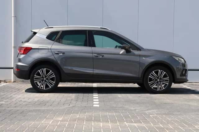 SEAT Arona (2019) thumbnail 2