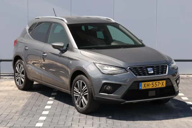 SEAT Arona (2019) thumbnail 3