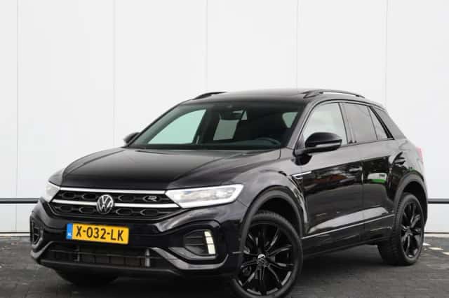 Volkswagen T-Roc (2023) thumbnail 1