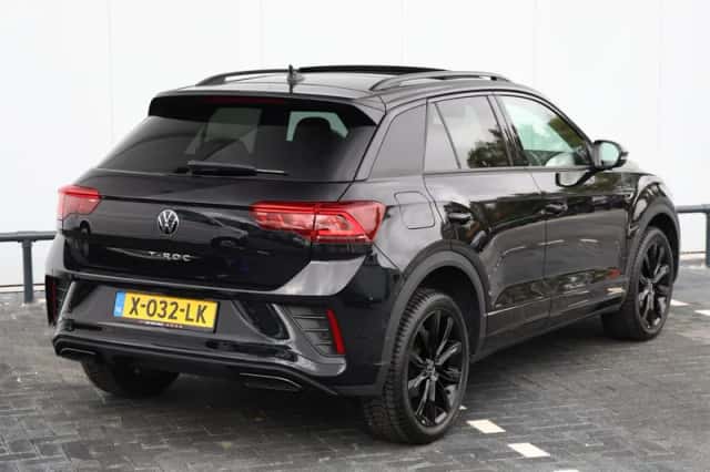 Volkswagen T-Roc (2023) thumbnail 6