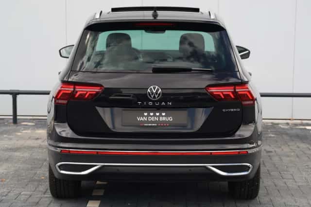 Volkswagen Tiguan (2024) thumbnail 6