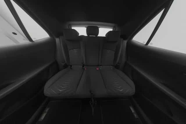 CUPRA Born (2024) thumbnail 3