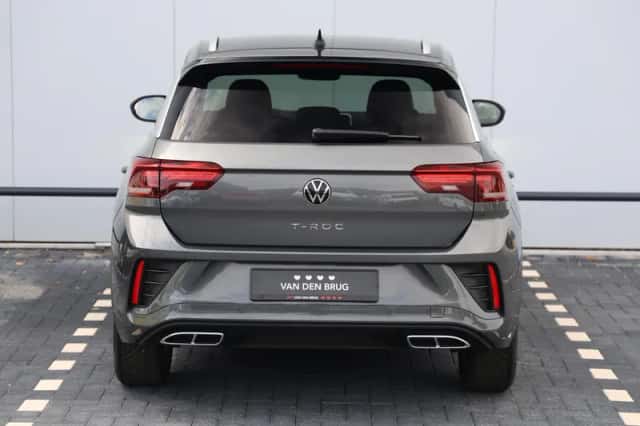 Volkswagen T-Roc (2025) thumbnail 6