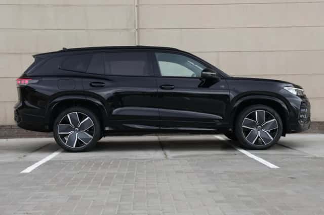 Volkswagen Tayron (2026) thumbnail 2