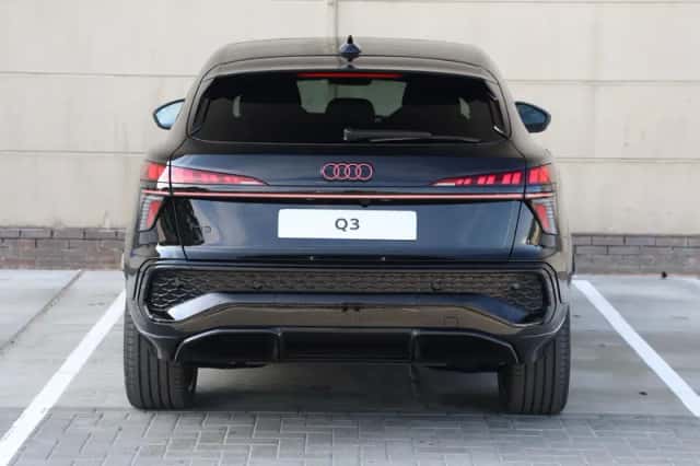 Audi Q3 (2026) thumbnail 6