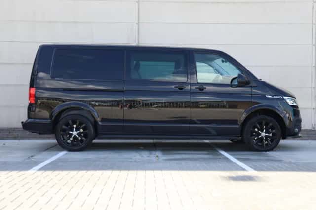 Volkswagen Transporter (2023) thumbnail 2