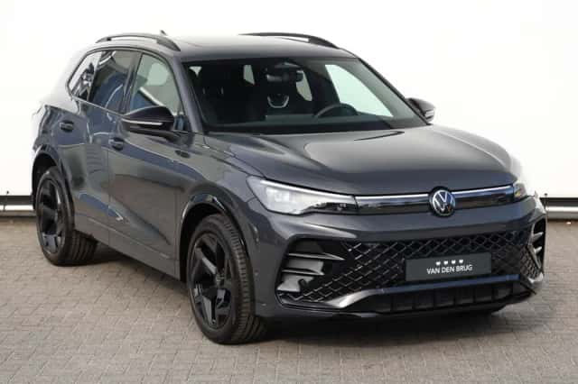 Volkswagen Tiguan (2024) thumbnail 3