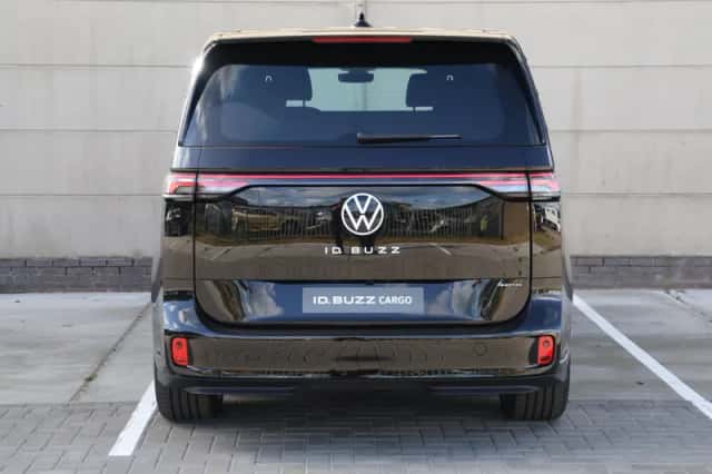 Volkswagen ID. Buzz (2026) thumbnail 6