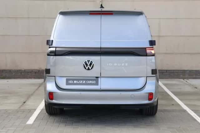 Volkswagen ID. Buzz (2026) thumbnail 6