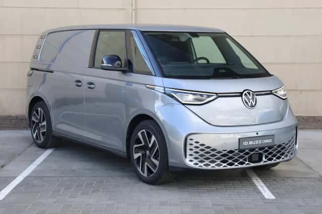 Volkswagen ID. Buzz (2026) thumbnail 3
