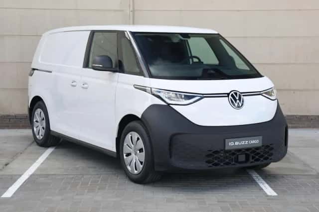 Volkswagen ID. Buzz (2026) thumbnail 3