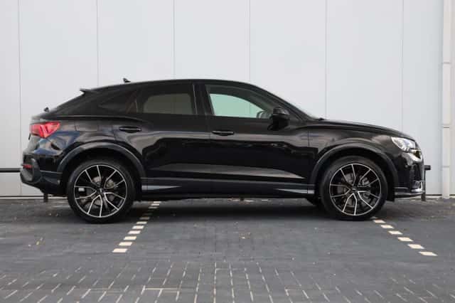 Audi Q3 (2024) thumbnail 2