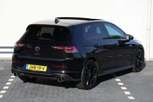 Volkswagen Golf (2025) thumbnail 5