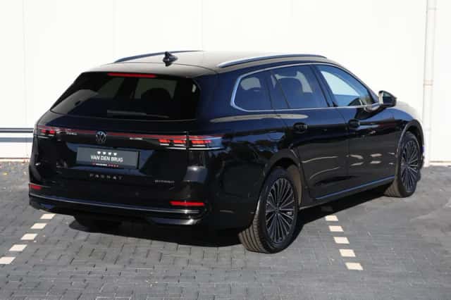 Volkswagen Passat (2025) thumbnail 5